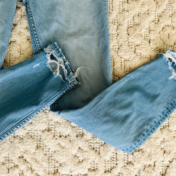 GRLFND Kendall Jeans with Distressed Hem - Picture 13 of 13